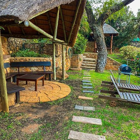 Bali At Scenic Haven Lodge In Hartbeespoort Exteriör bild