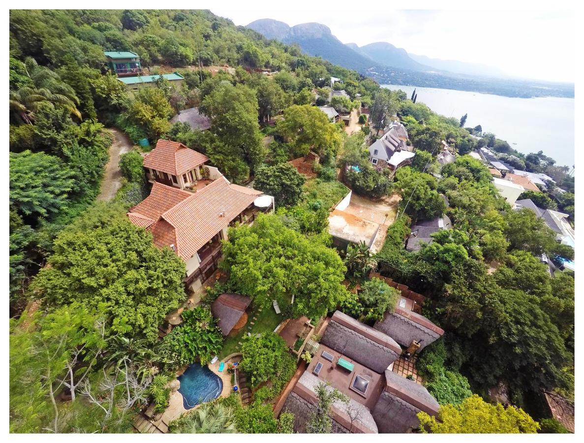 Bali At Scenic Haven Lodge In Hartbeespoort Exteriör bild