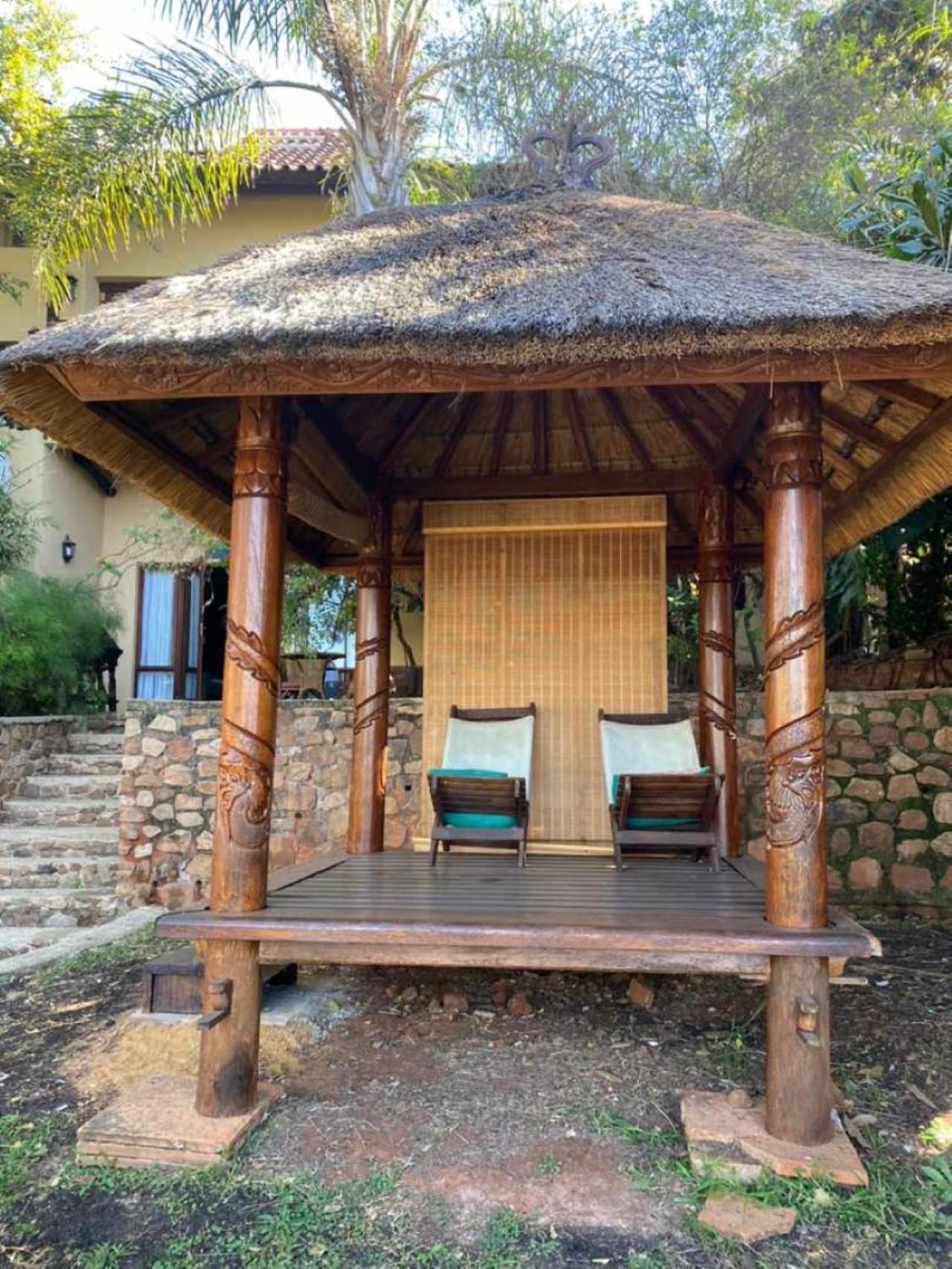 Bali At Scenic Haven Lodge In Hartbeespoort Exteriör bild