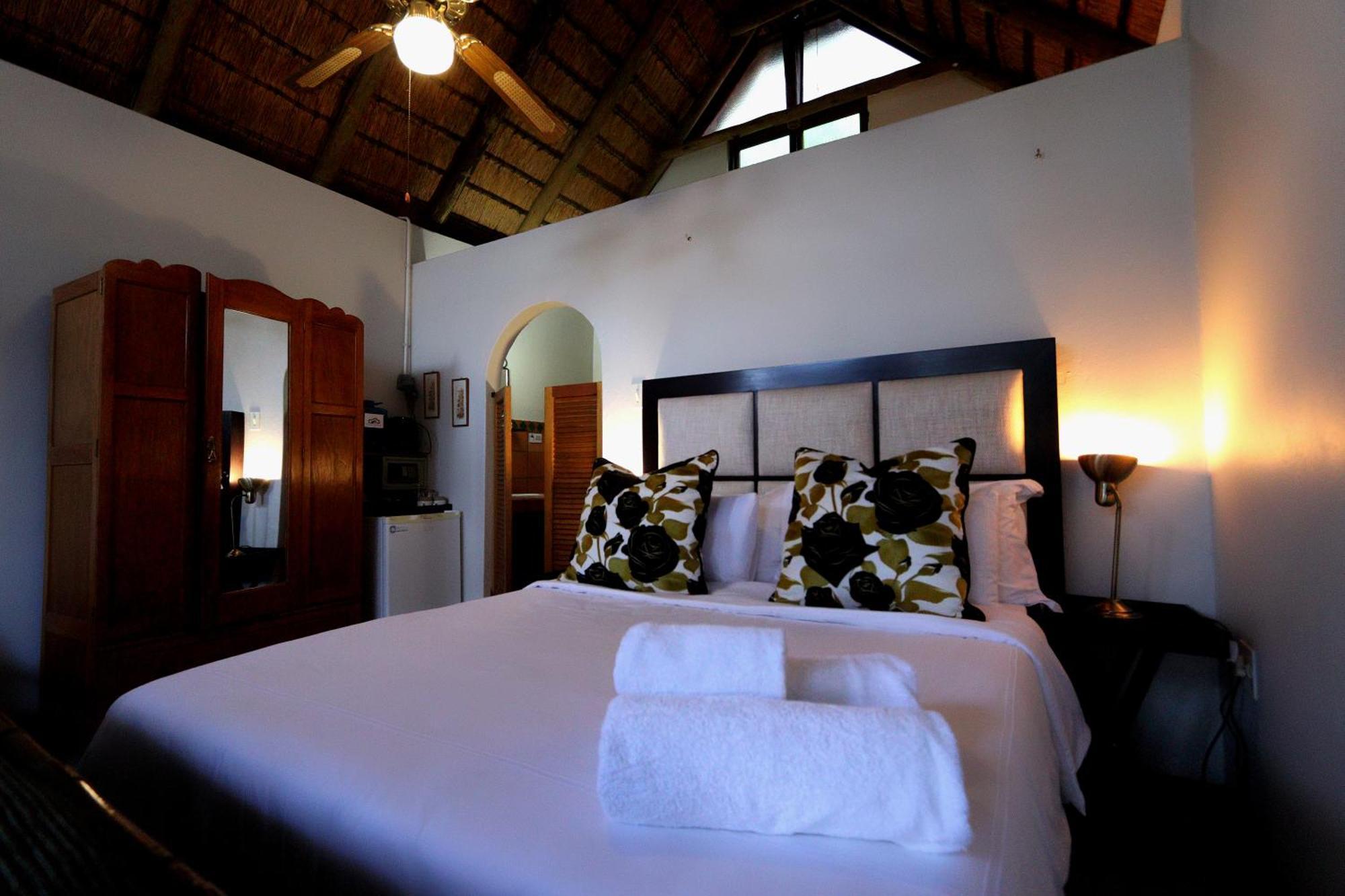 Bali At Scenic Haven Lodge In Hartbeespoort Exteriör bild