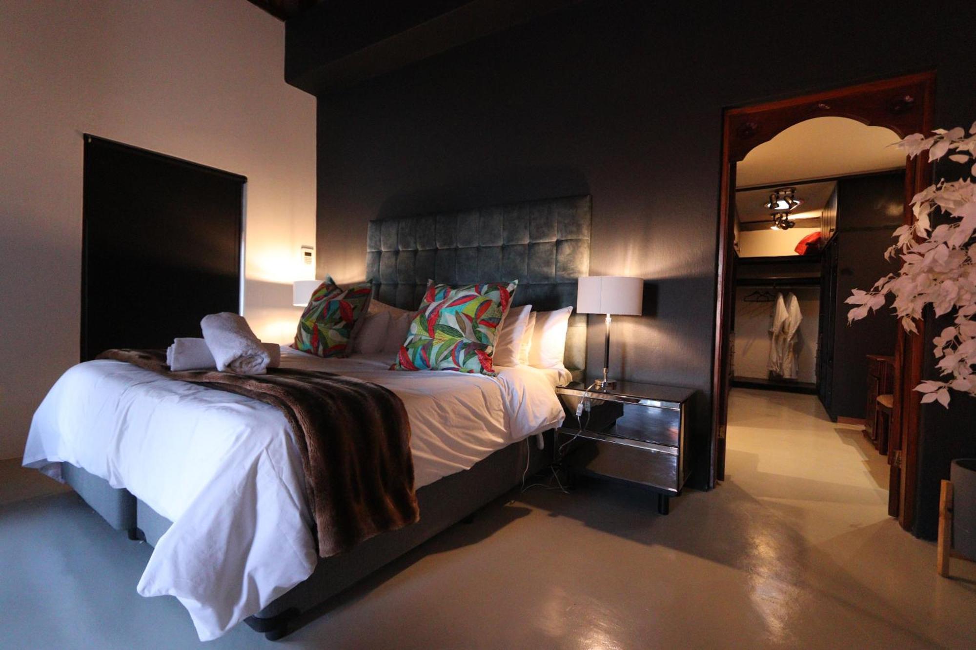 Bali At Scenic Haven Lodge In Hartbeespoort Exteriör bild