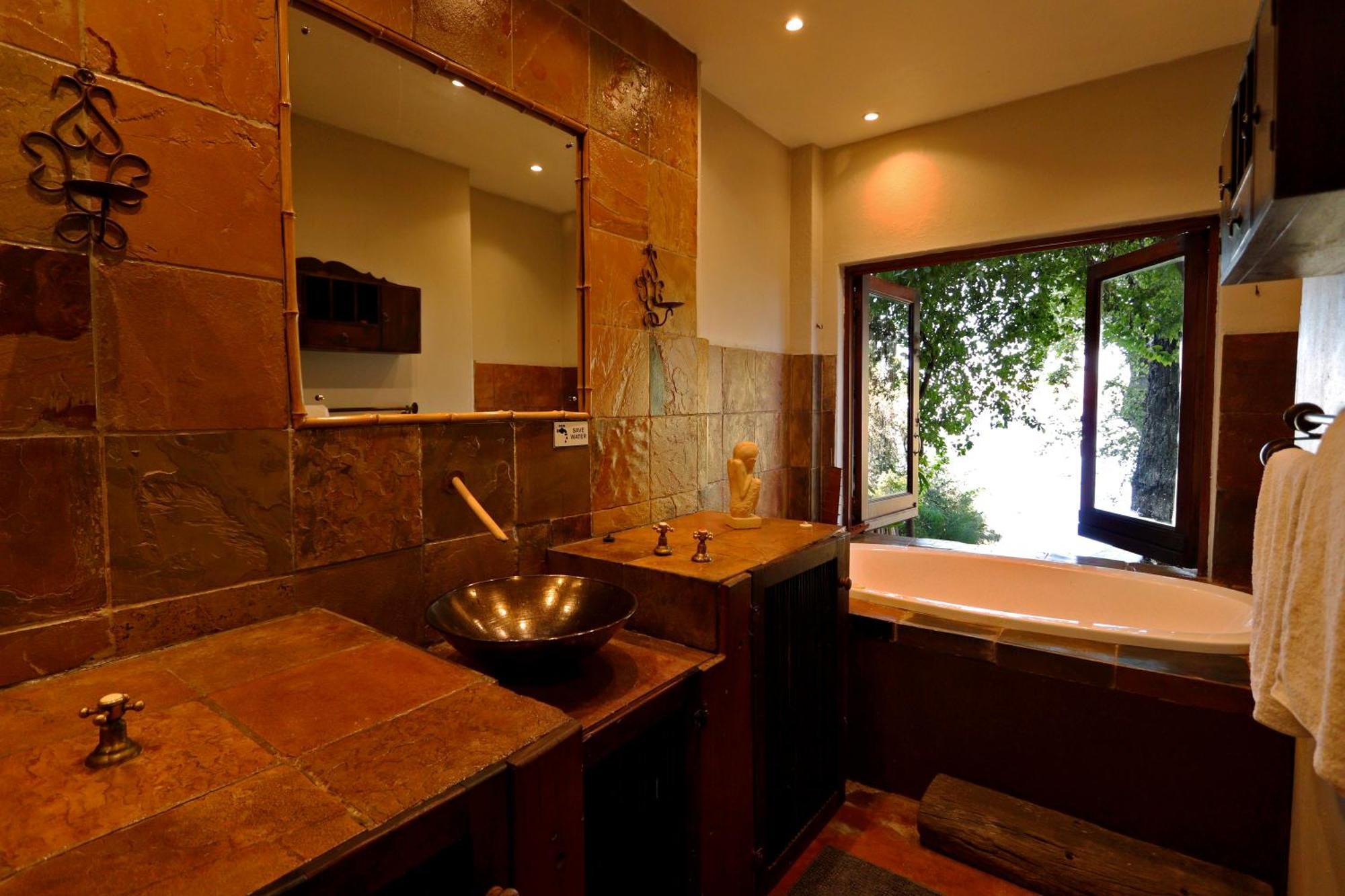 Bali At Scenic Haven Lodge In Hartbeespoort Exteriör bild