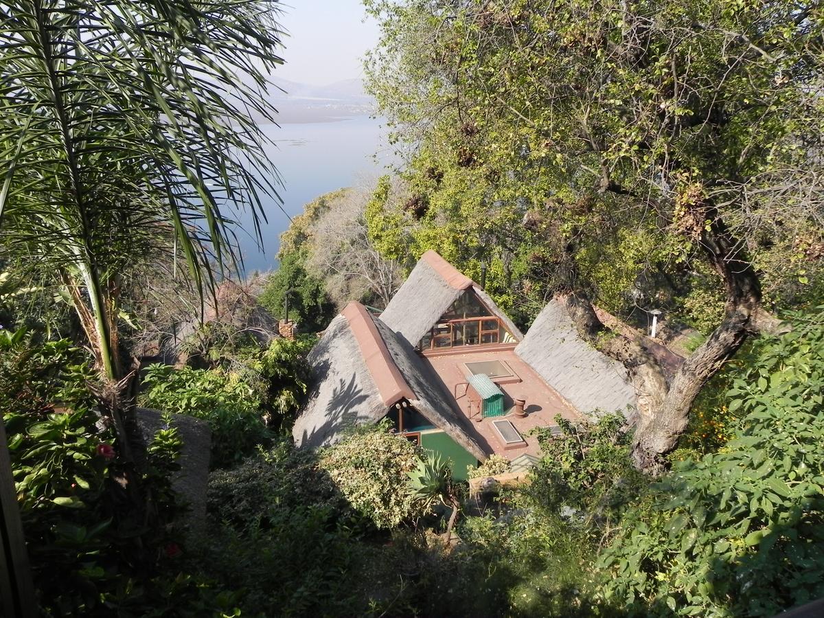 Bali At Scenic Haven Lodge In Hartbeespoort Exteriör bild