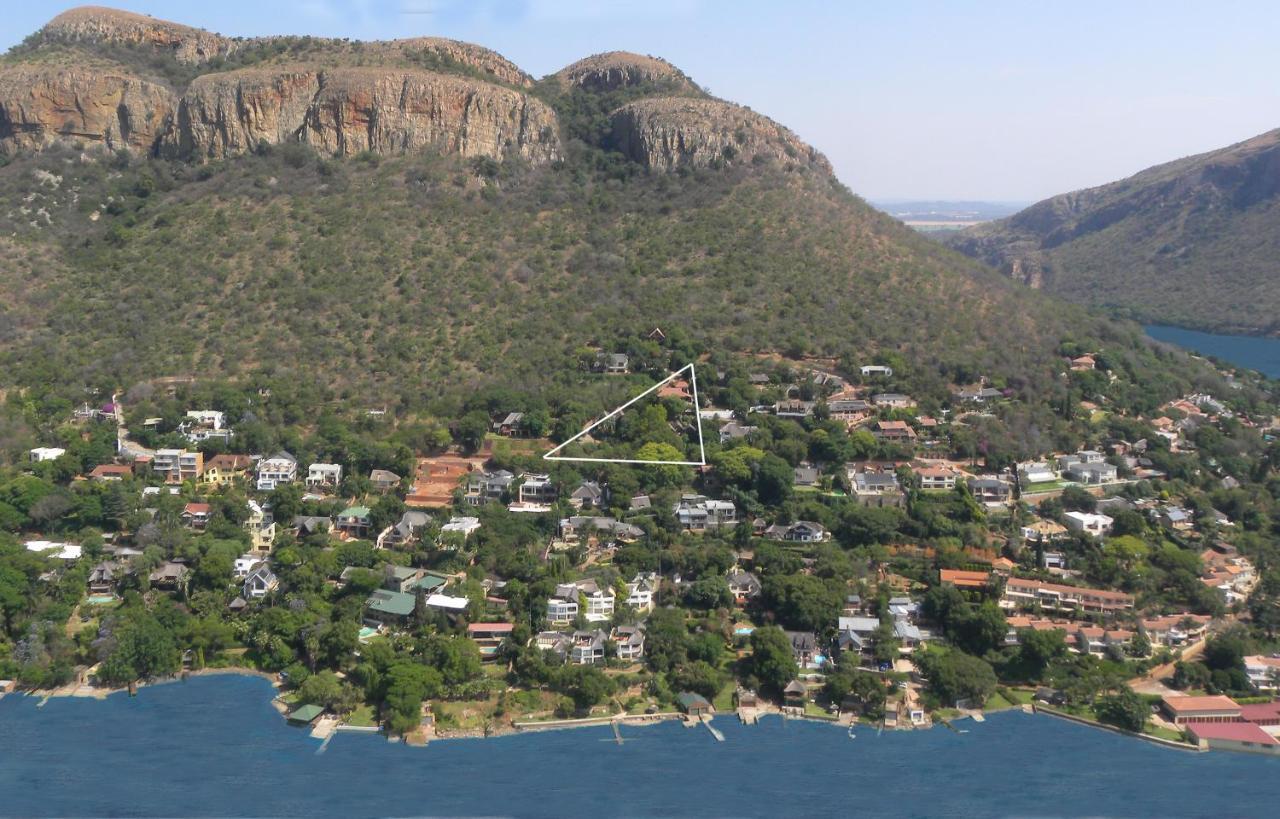 Bali At Scenic Haven Lodge In Hartbeespoort Exteriör bild